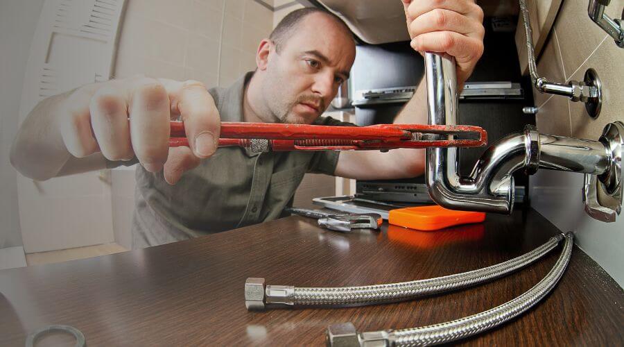 Professional sink repair in Earl Park, IN